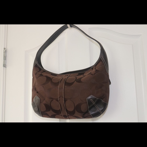 Coach Classic Canvas Hobo - Picture 4 of 10